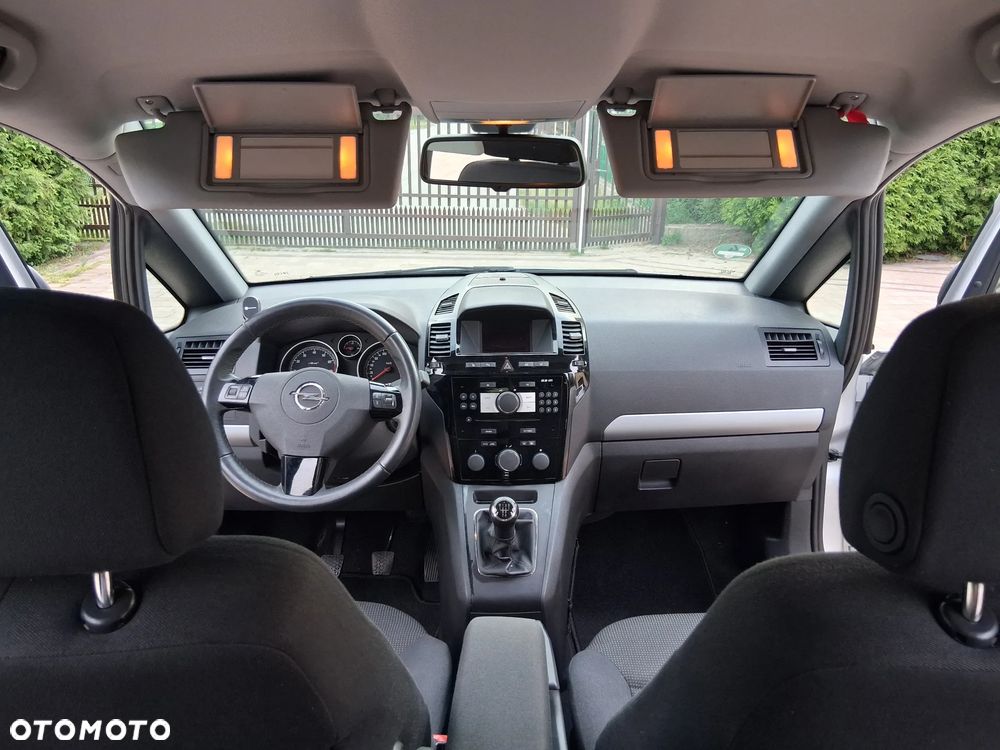 Opel Zafira 1.8 Family Plus - 9