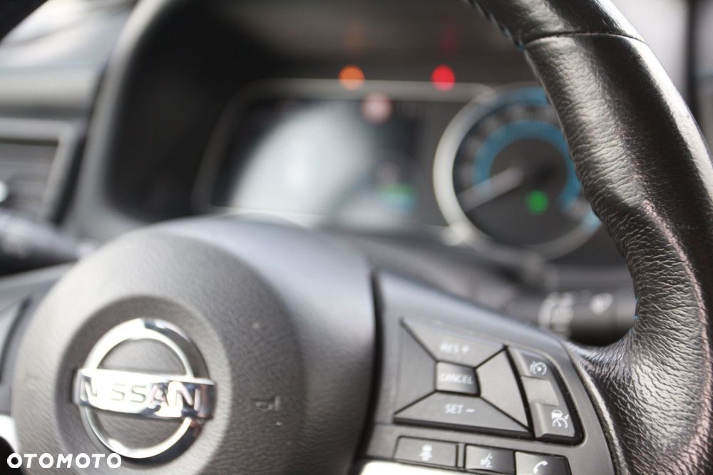 Nissan Leaf 40kWh Acenta (6.6 kW) - 22