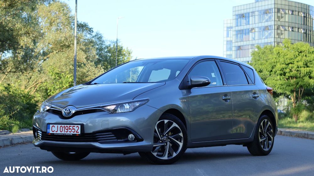 Toyota Auris - 1