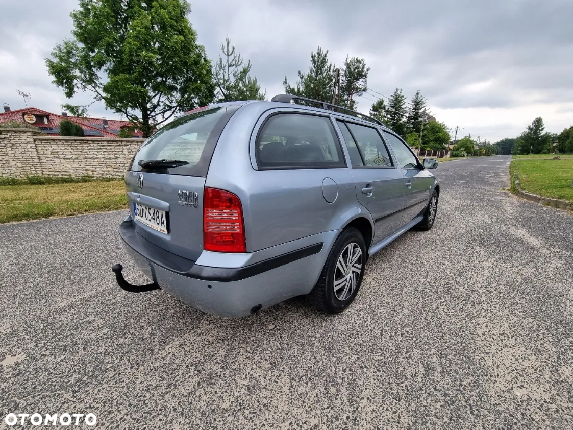Skoda Octavia 1.6 Elegance - 5
