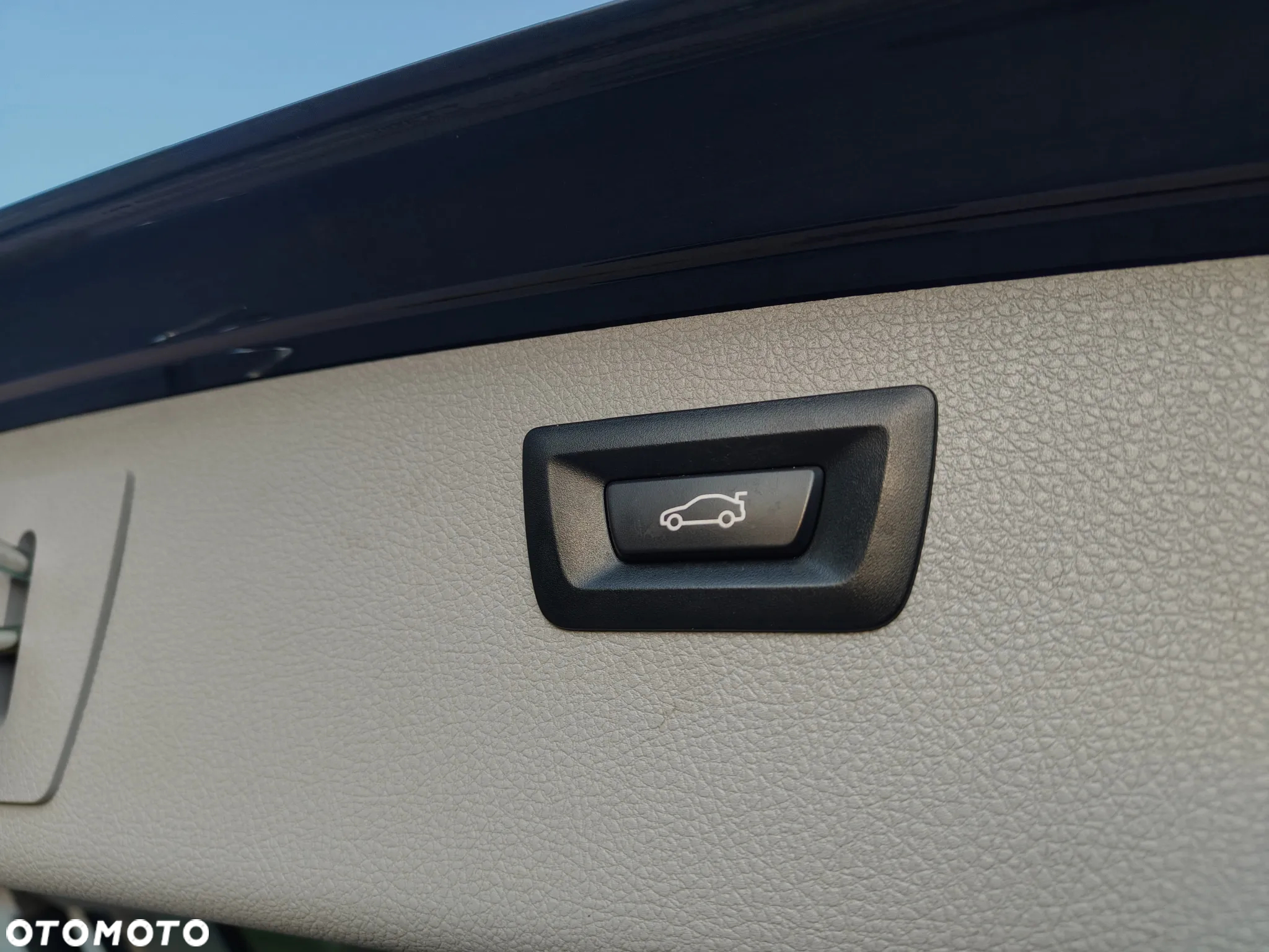 BMW Seria 3 320d - 23