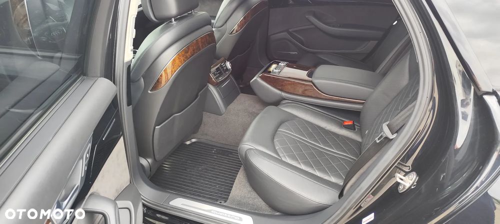 Audi A8 4.0 TFSI cylinder on demand quattro tiptronic Lang - 14