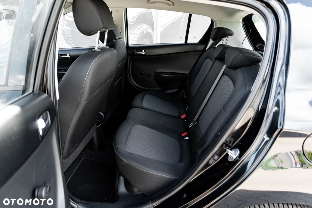 Hyundai i20 1.25 Classic + - 18