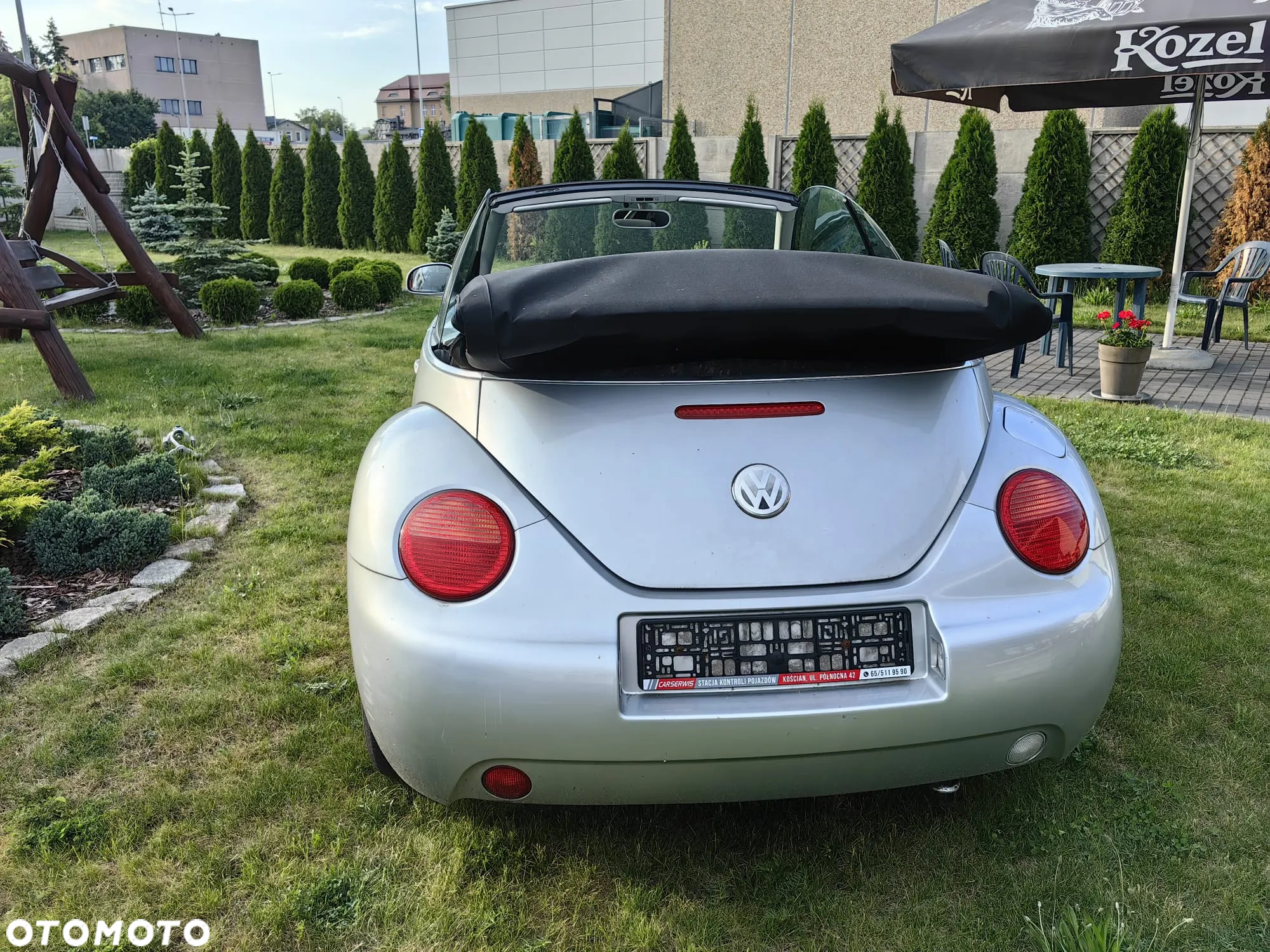 Volkswagen New Beetle - 11