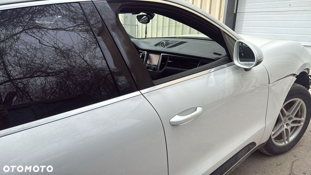 Porsche Macan S PDK - 11