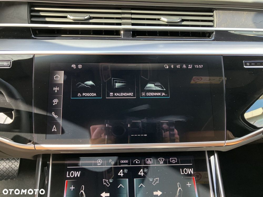 Audi A8 - 35