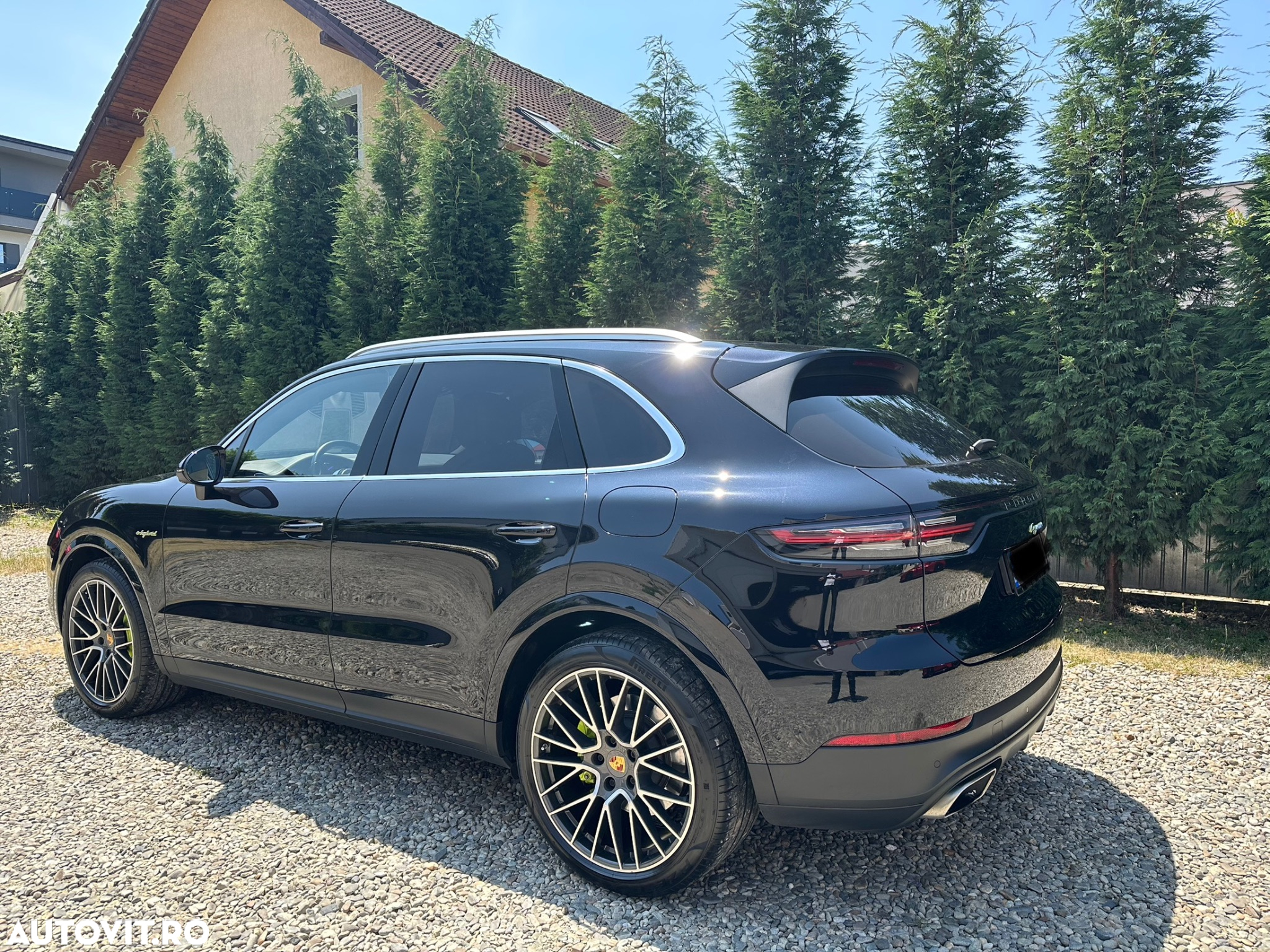 Porsche Cayenne - 3