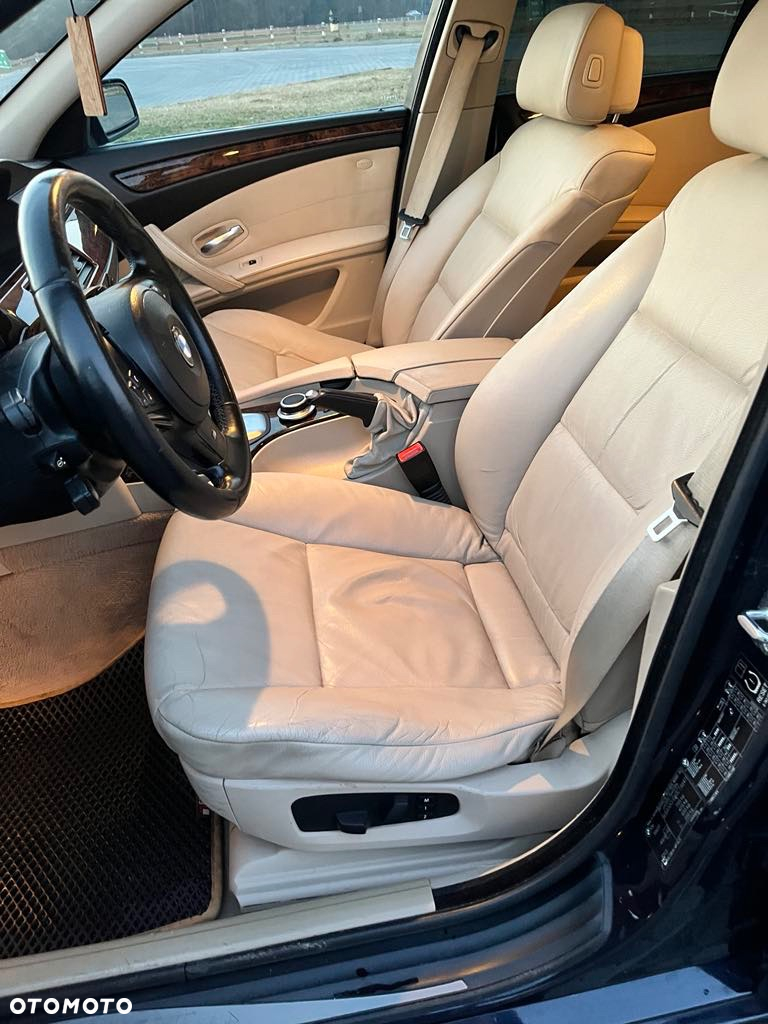 BMW Seria 5 - 28