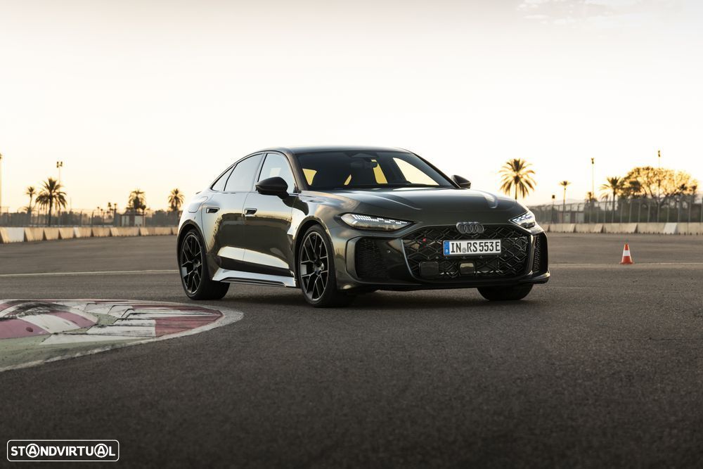 Audi RS5 Standard