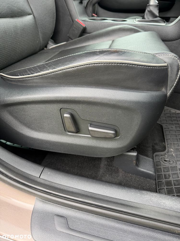 Kia Sportage 1.6 GDI L Business Line 2WD - 13