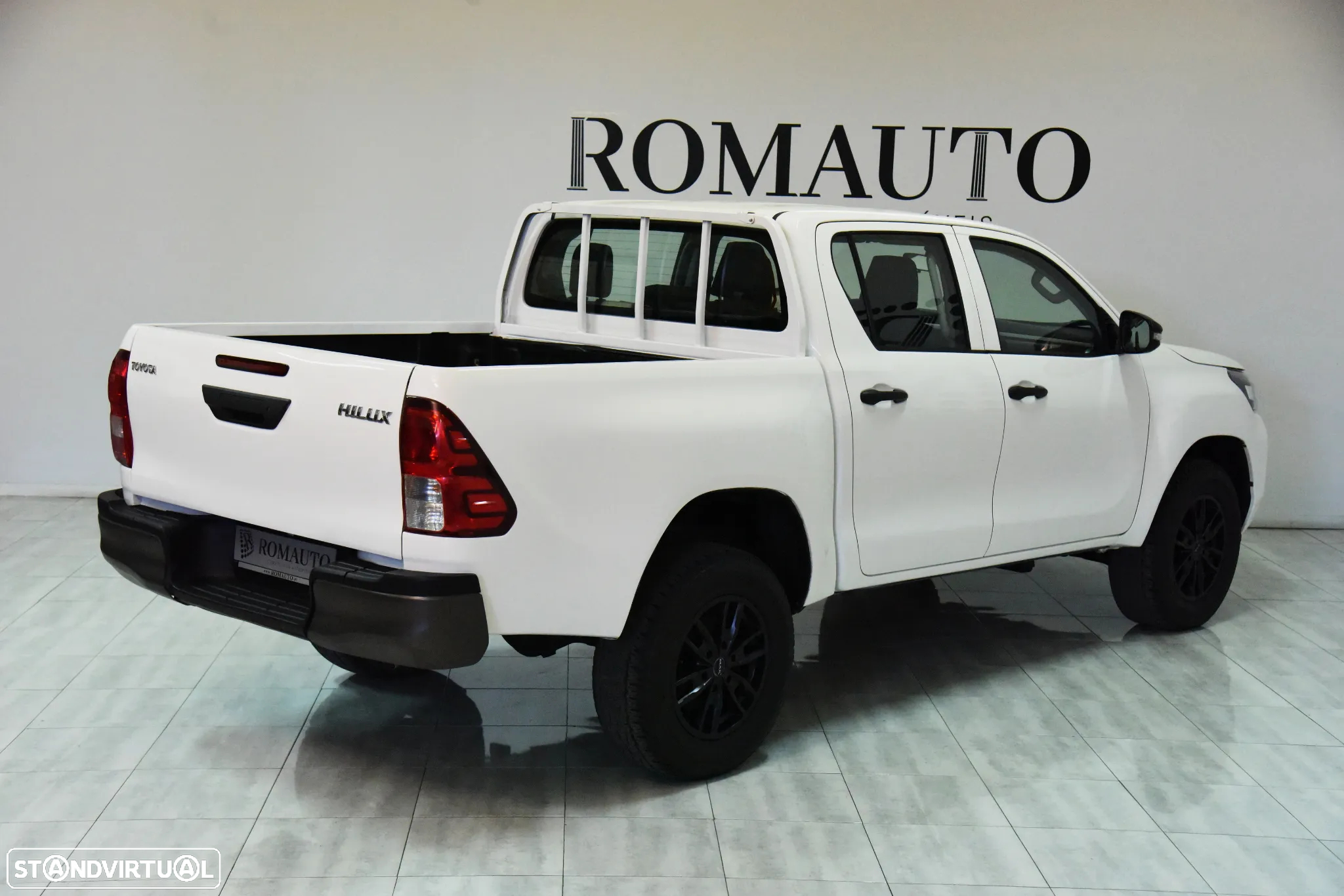 Toyota Hilux 2.4 D-4D 4WD Tracker - 6