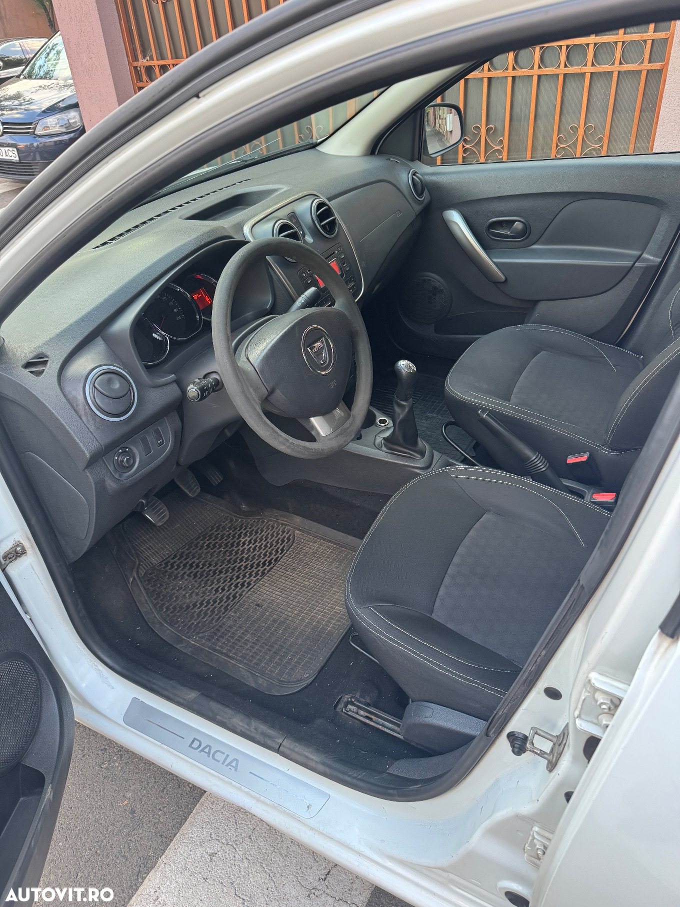 Dacia Logan 1.5 75CP Laureate - 7