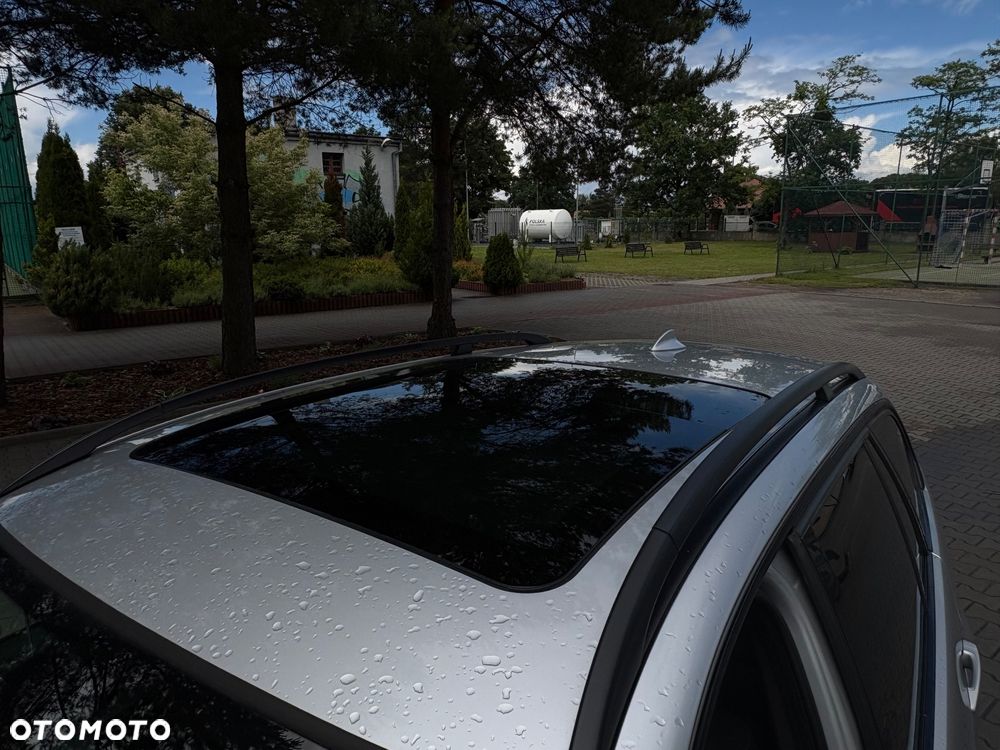 BMW Seria 3 325d - 14