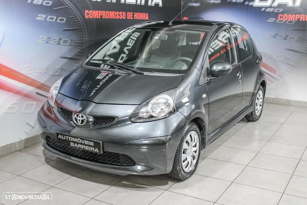 Toyota Aygo 1.0 + AC - 9