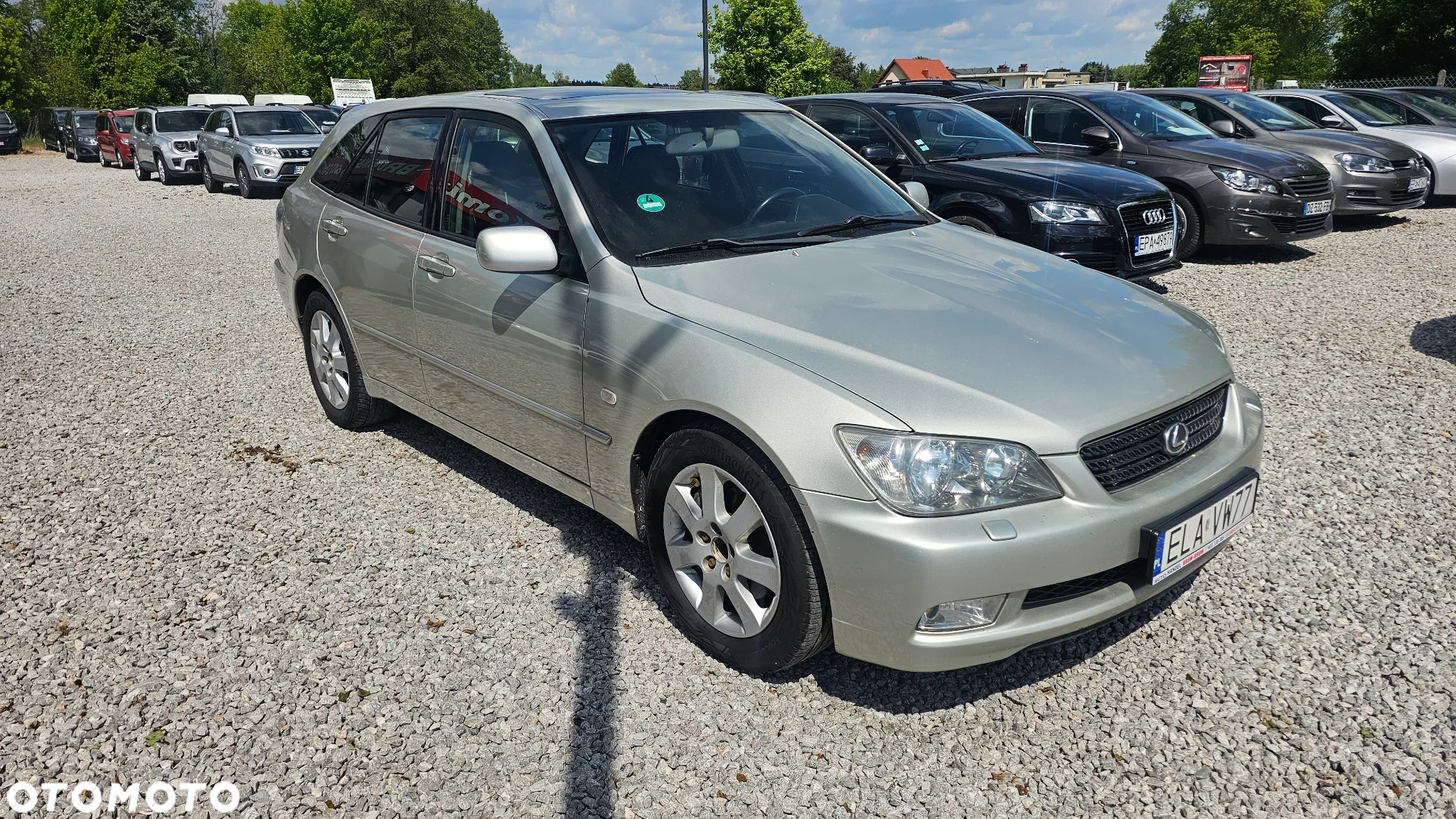 Lexus IS 200 SportCross - 8