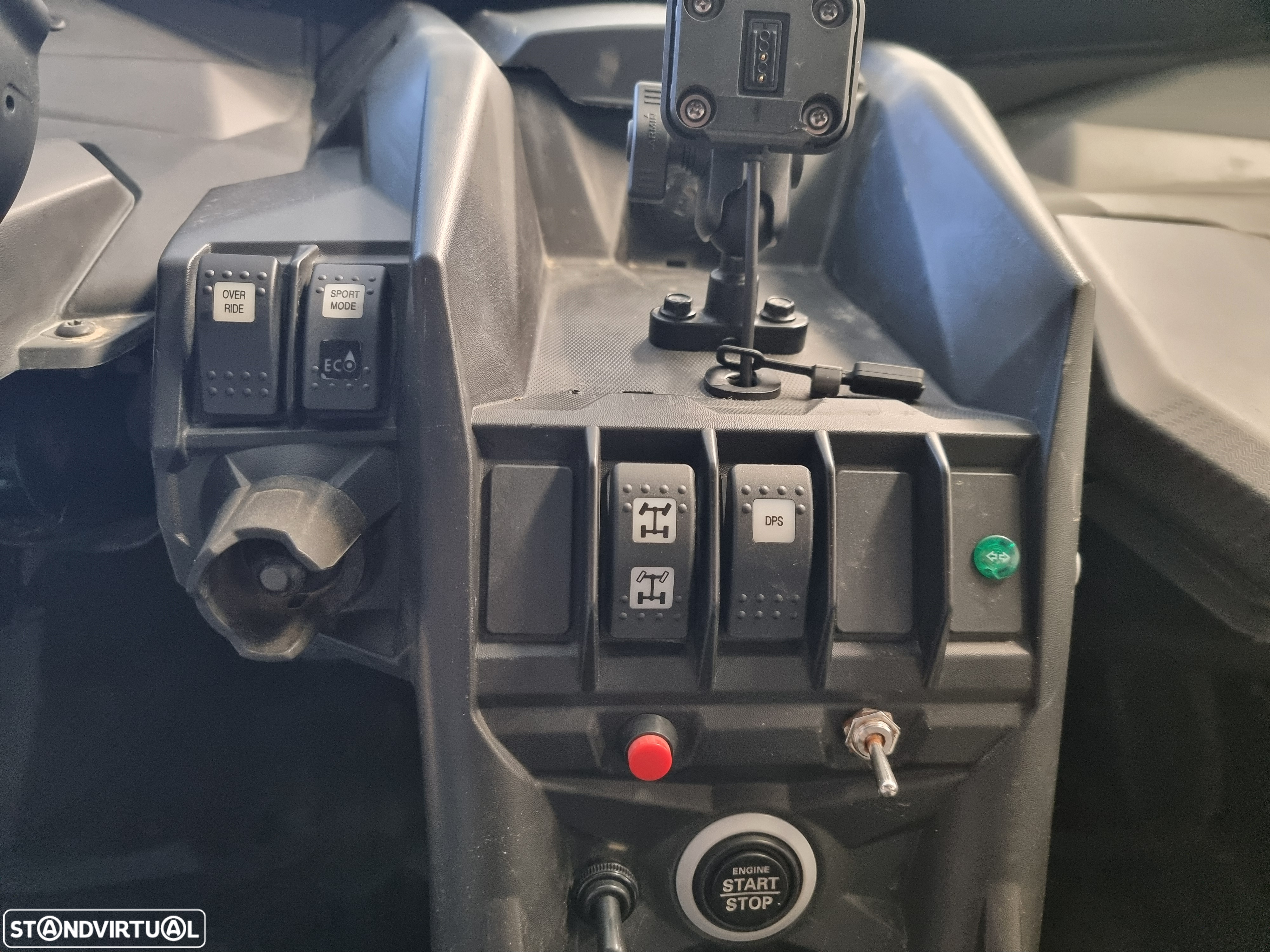 Bombardier CAN AM Maverick X3 XDS Turbo R - 28