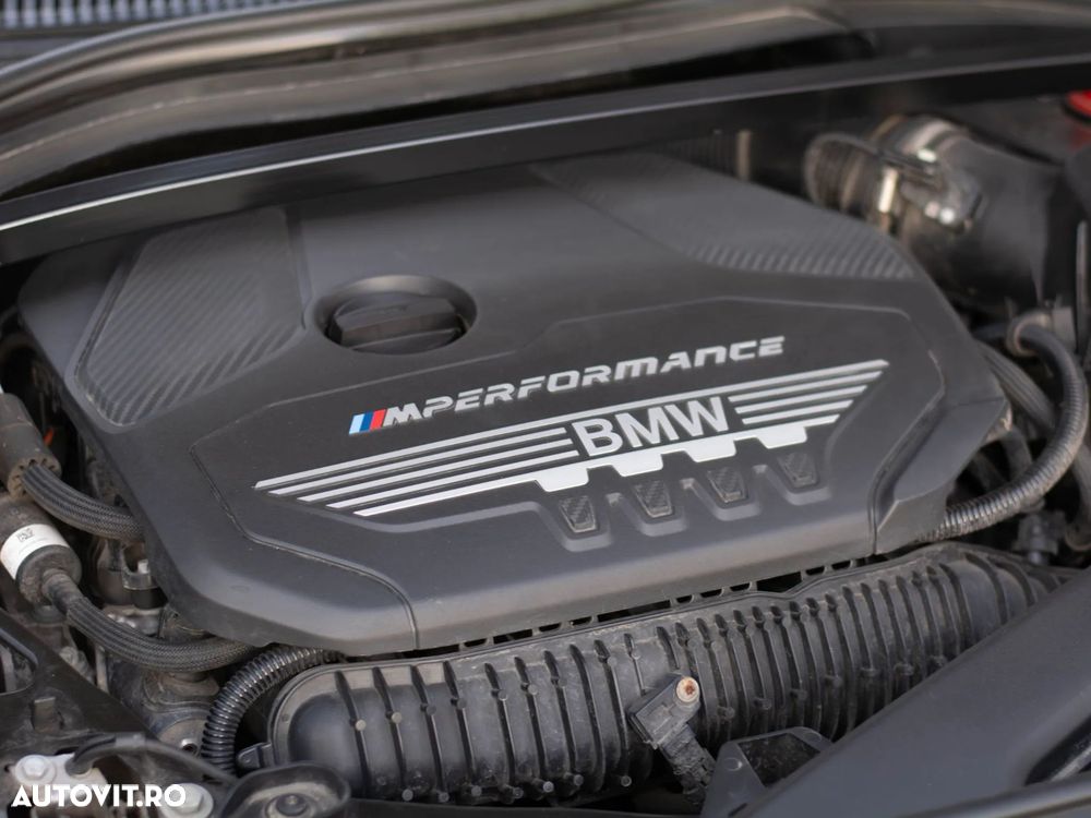 BMW M1 M135i xDrive - 20