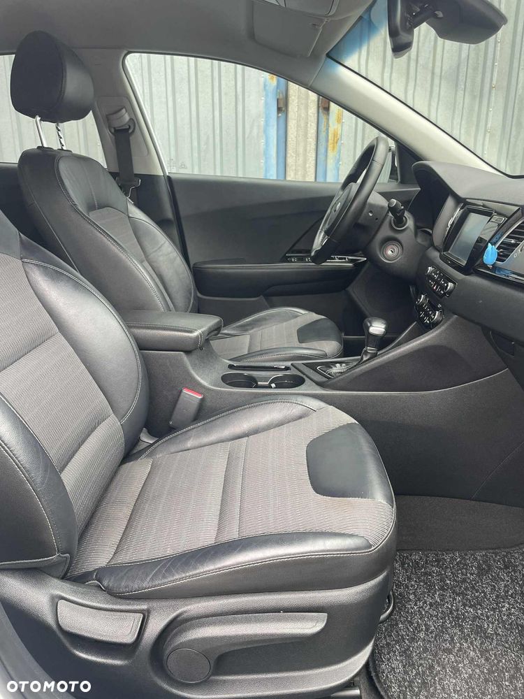 Kia Niro 1.6 GDI HEV 2WD OPF Vision - 28