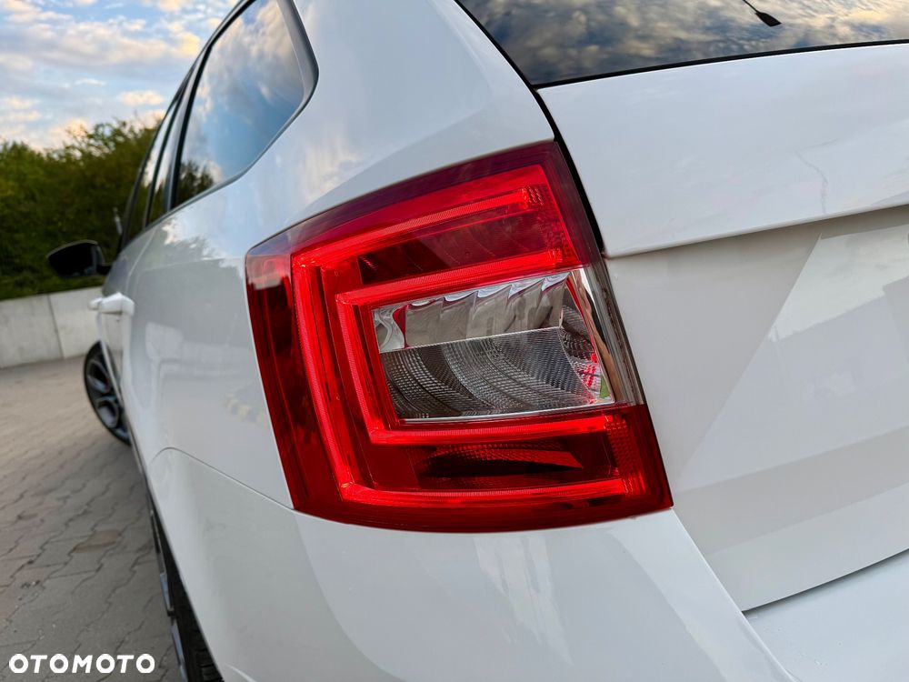 Skoda Octavia 2.0 TDI (Green tec) RS - 12