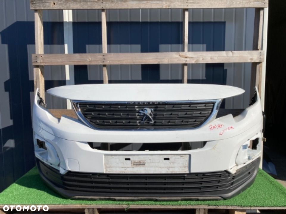 Peugeot Rifter 18- zderzak przedni - 1