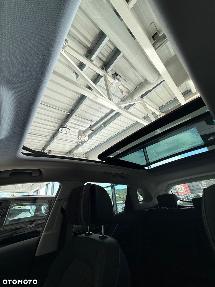 Hongqi HS5 2.0T AWD - 18