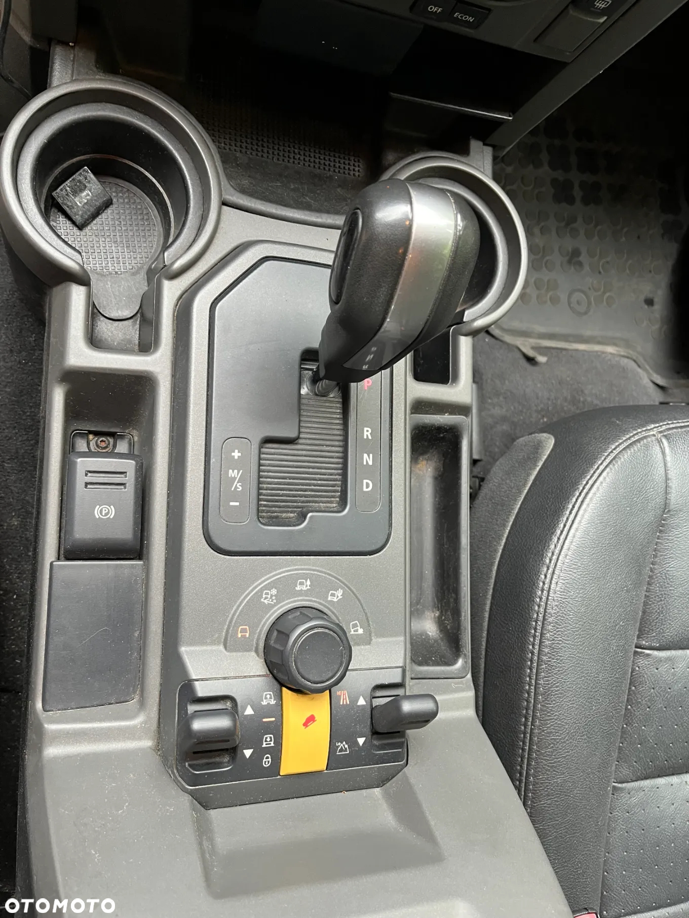 Land Rover Discovery - 6