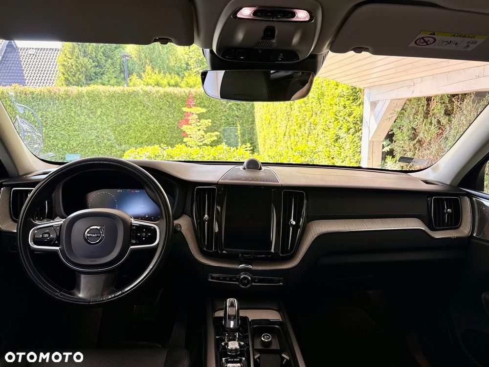 Volvo XC 60 T8 AWD Plug-In Hybrid Inscription - 8