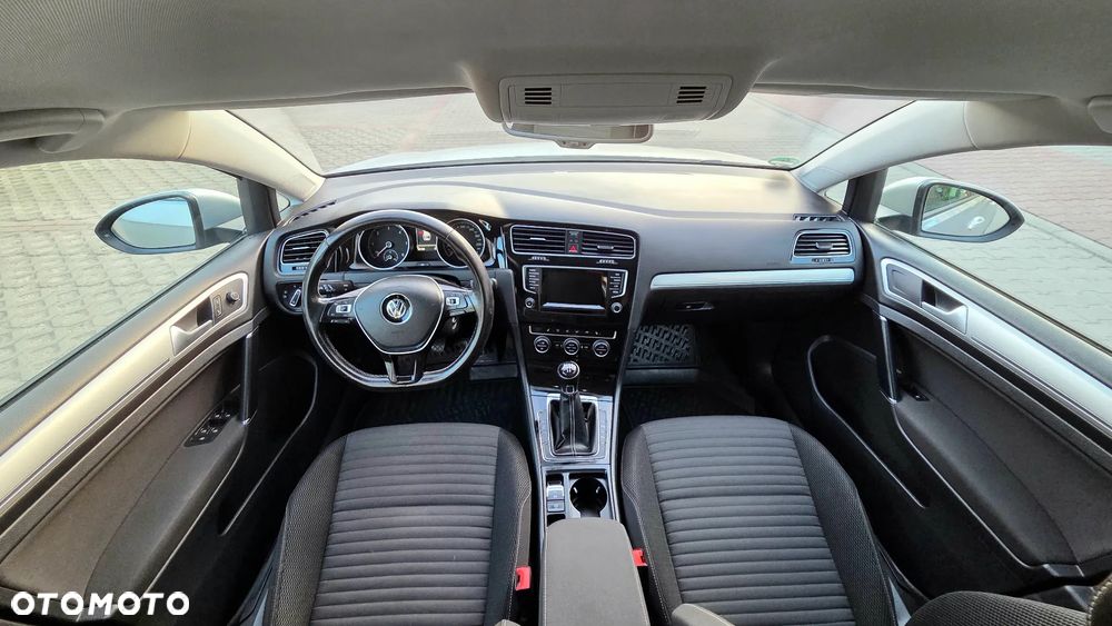 Volkswagen Golf 1.6 TDI BlueMotion Technology Cup - 7