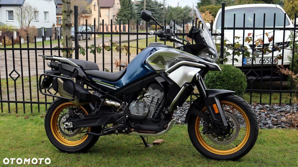 CFMoto 800MT Touring - 3