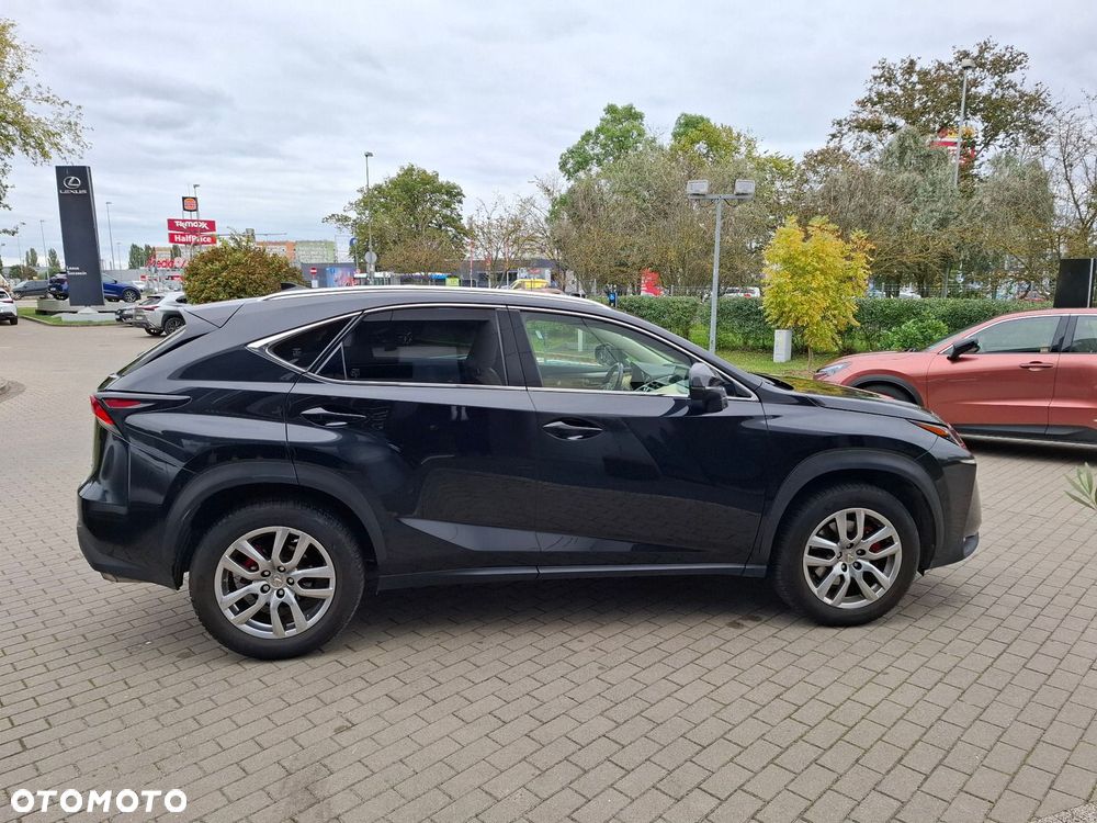 Lexus NX 200t Comfort AWD - 6