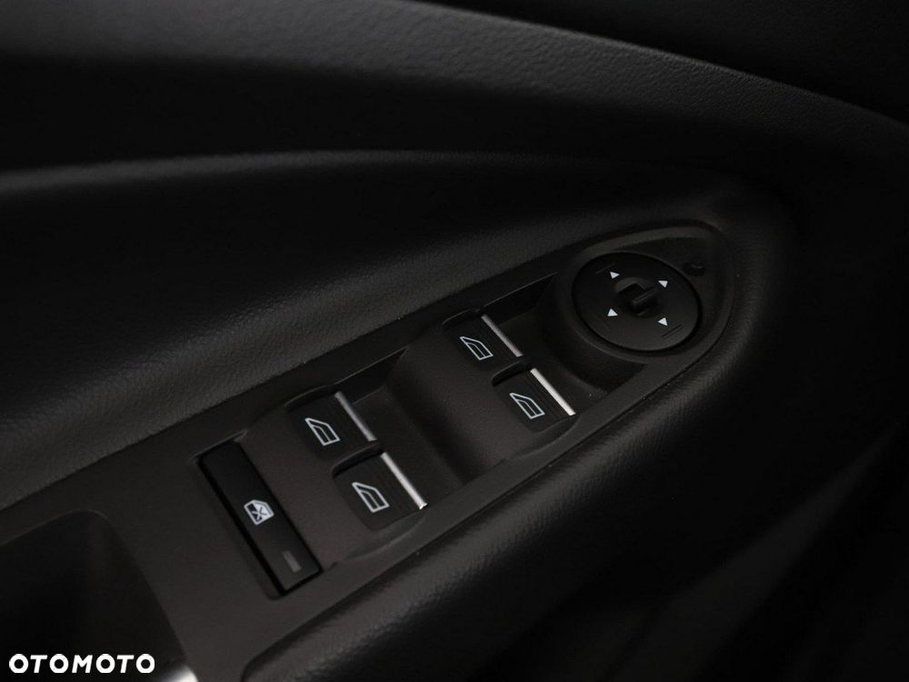 Ford Kuga 1.5 EcoBoost 2x4 Titanium - 33