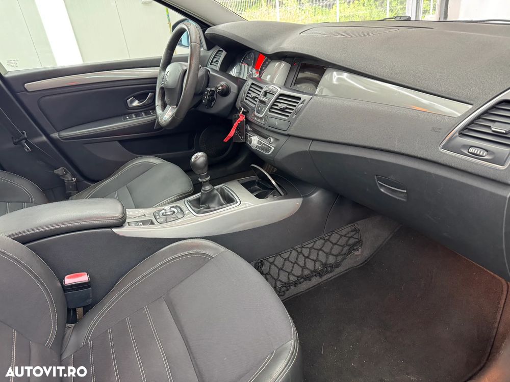 Renault Laguna dCi 150 FAP Aut. Dynamique - 14