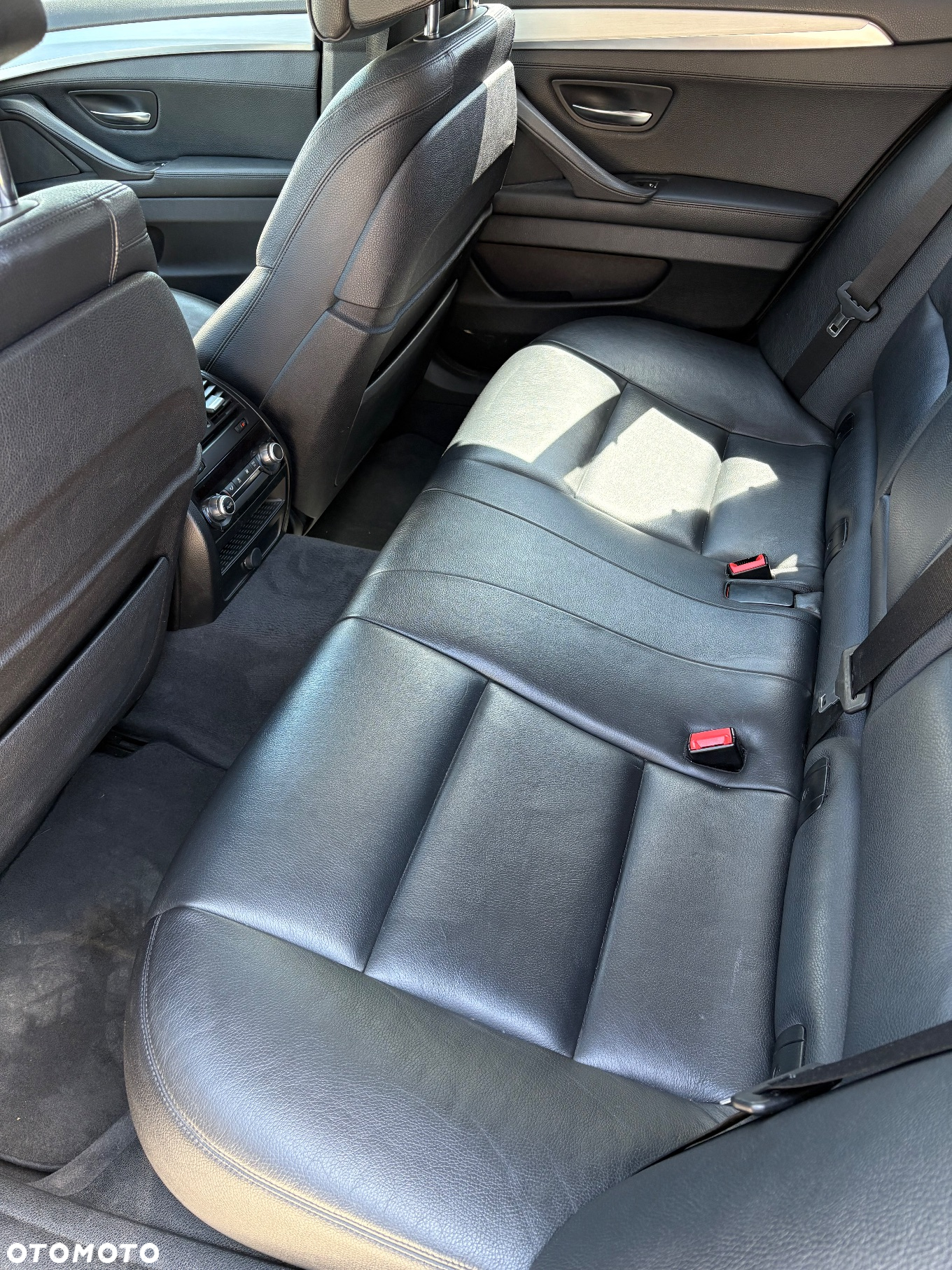 BMW Seria 5 525d Touring Sport-Aut Luxury Line - 16