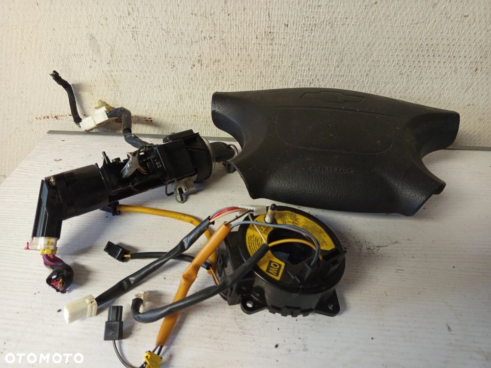 PODUSZKA AIRBAG KIEROWCY CHEVROLET EVANDA 03-06 - 2