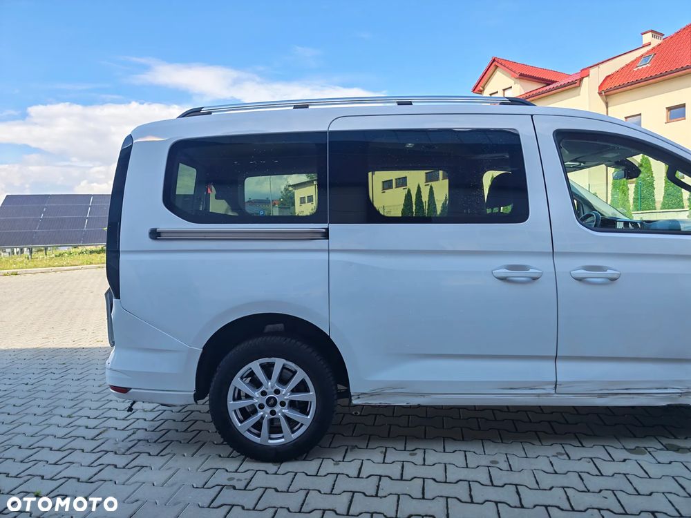 Ford Tourneo Connect 2.0 EcoBlue Titanium - 26