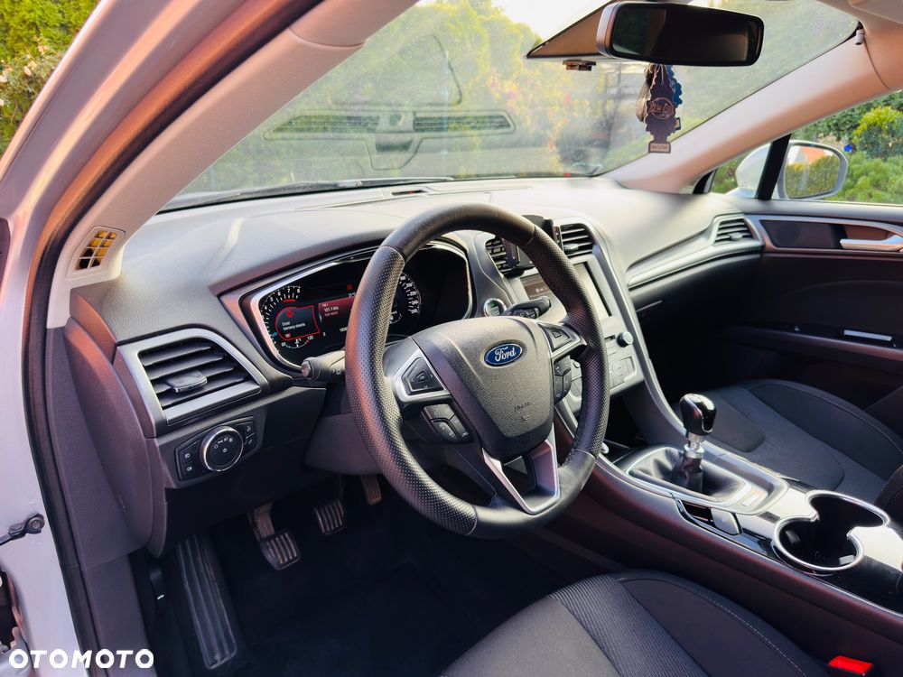 Ford Mondeo 1.5 EcoBoost Titanium - 11