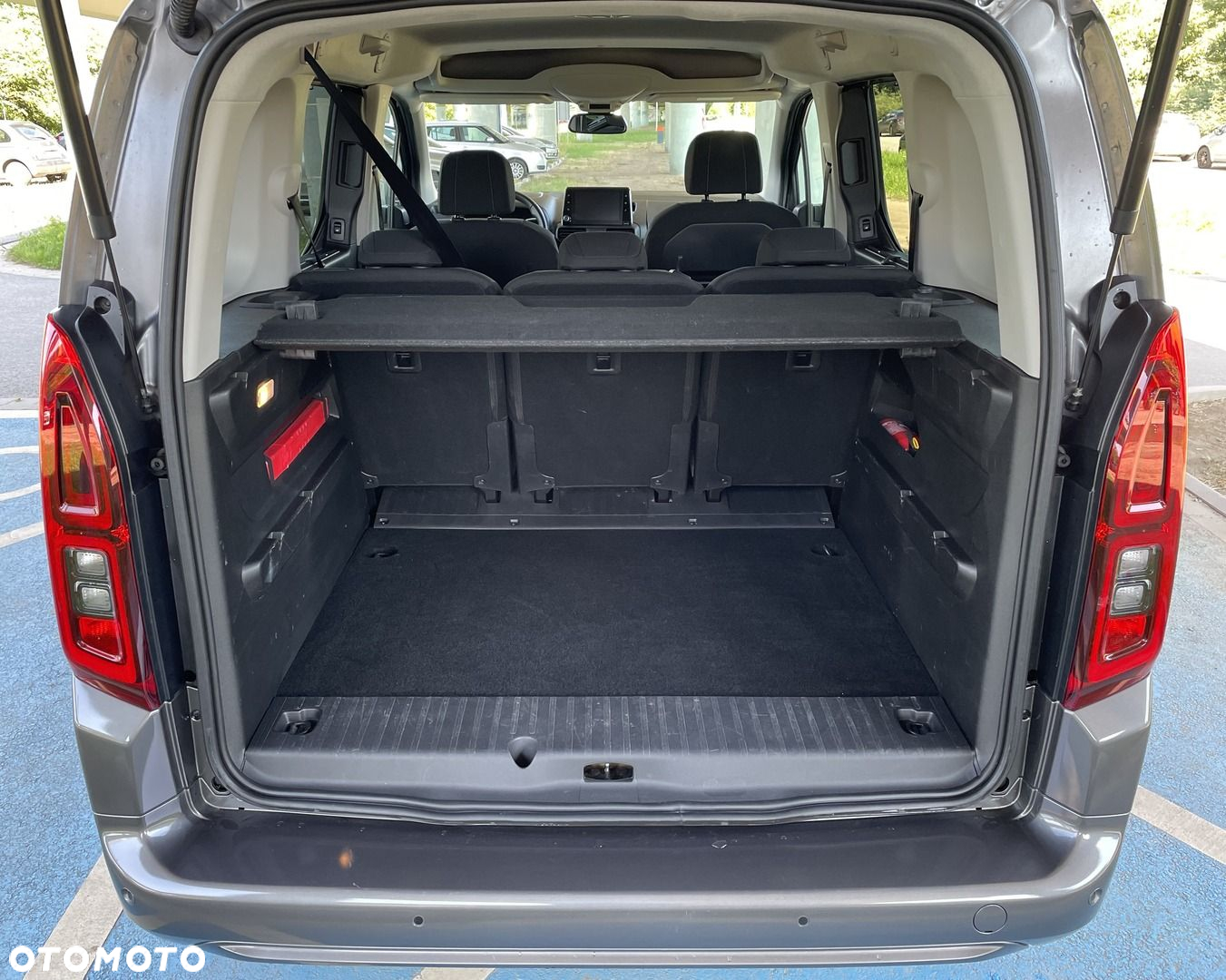 Toyota Proace City Verso 1.5 D-4D Family - 11