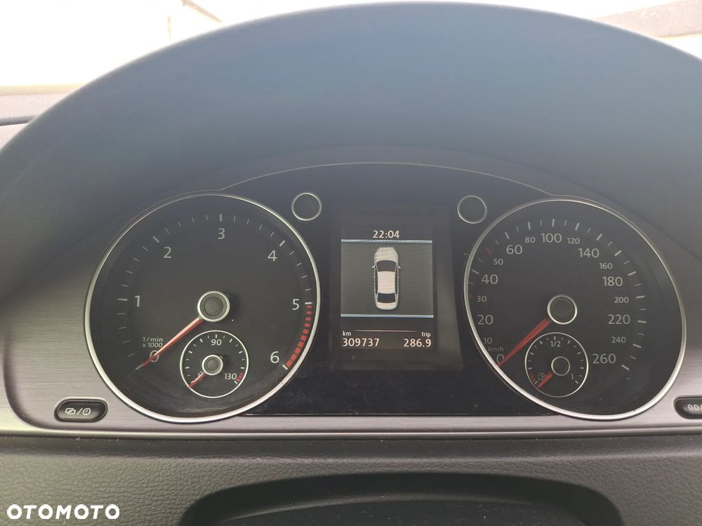 Volkswagen Passat 2.0 TDI Comfortline DSG - 5