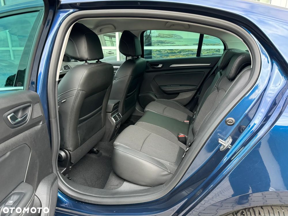 Renault Megane 1.3 TCe FAP Techno EDC - 14
