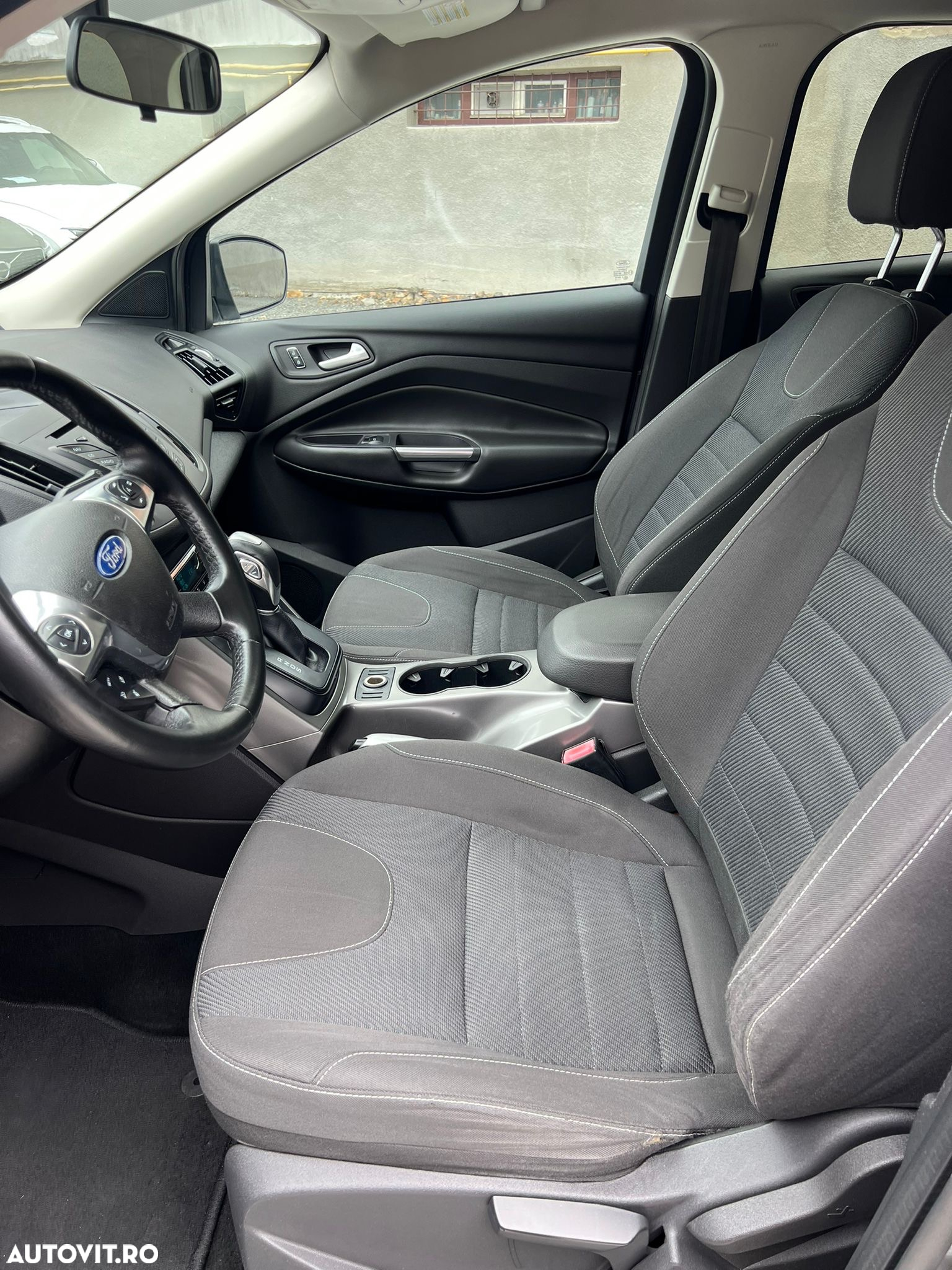 Ford Kuga - 7