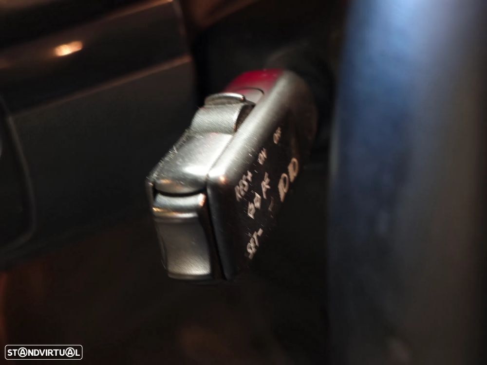 VW Golf 2.0 TDi GT Sport DSG - 23