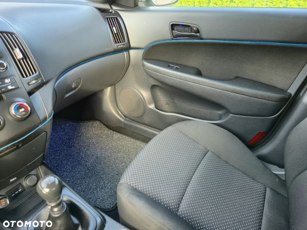 Hyundai i30 1.4 Base - 21