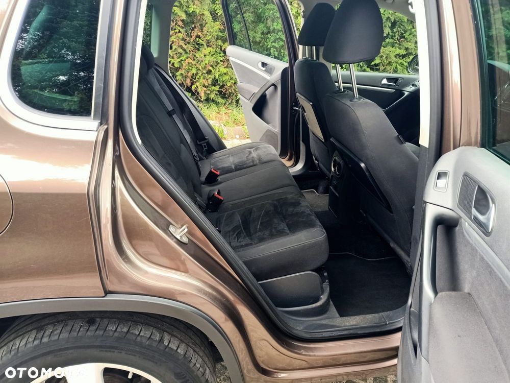 Volkswagen Tiguan 2.0 TDI DPF 4Motion BlueMotion Technology DSG Cup Sport & Style - 12
