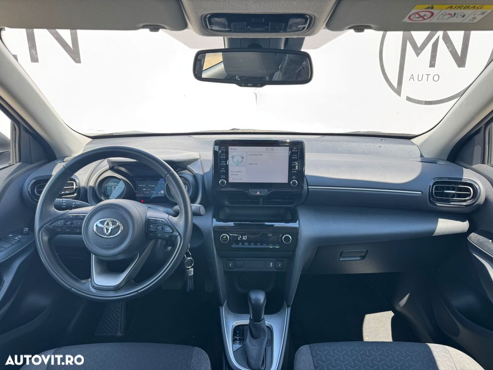 Toyota Yaris Cross 1.5 VVT-i HSD 4x2 Active - 8
