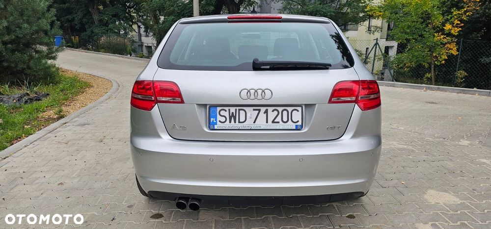 Audi A3 Sportback 1.8 TFSI Attraction - 13