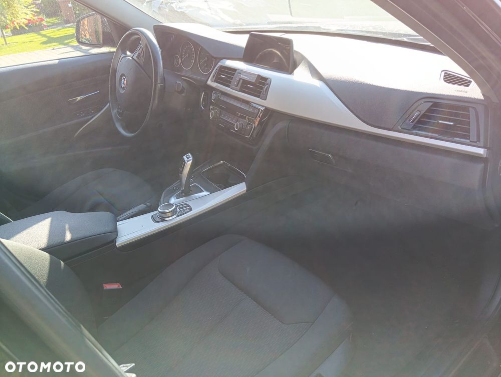 BMW Seria 3 318d - 7