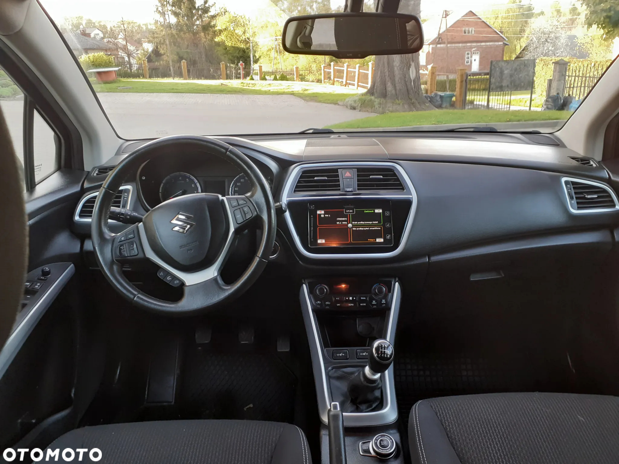 Suzuki SX4 S-Cross 1.4 T Premium 4WD - 18