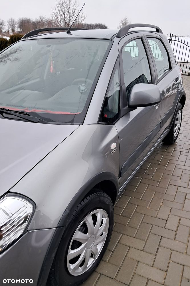 Suzuki SX4 - 2