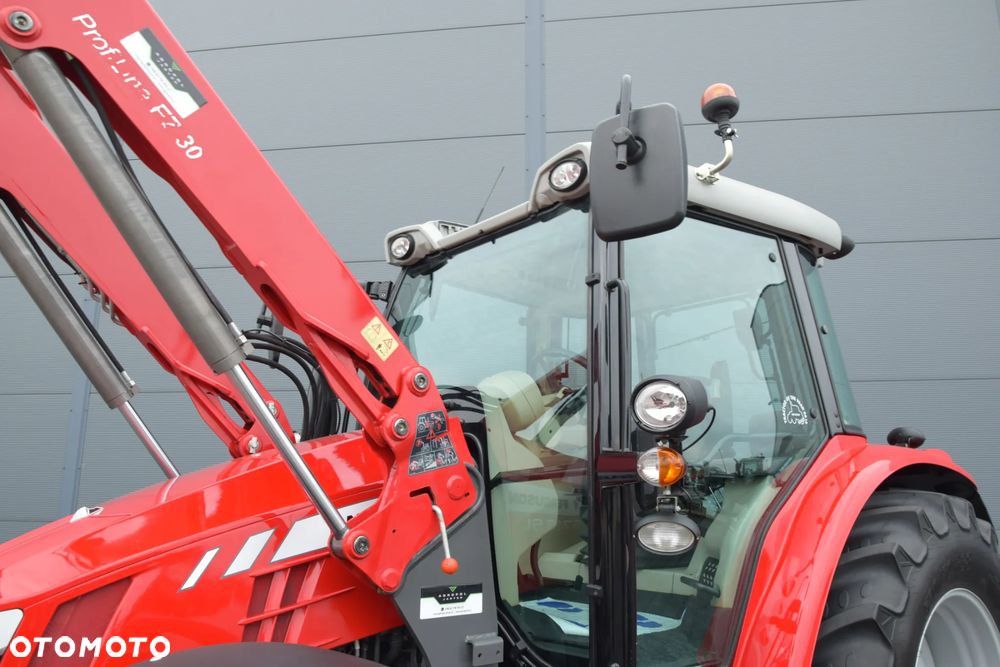 Massey Ferguson 5713 SL - 3