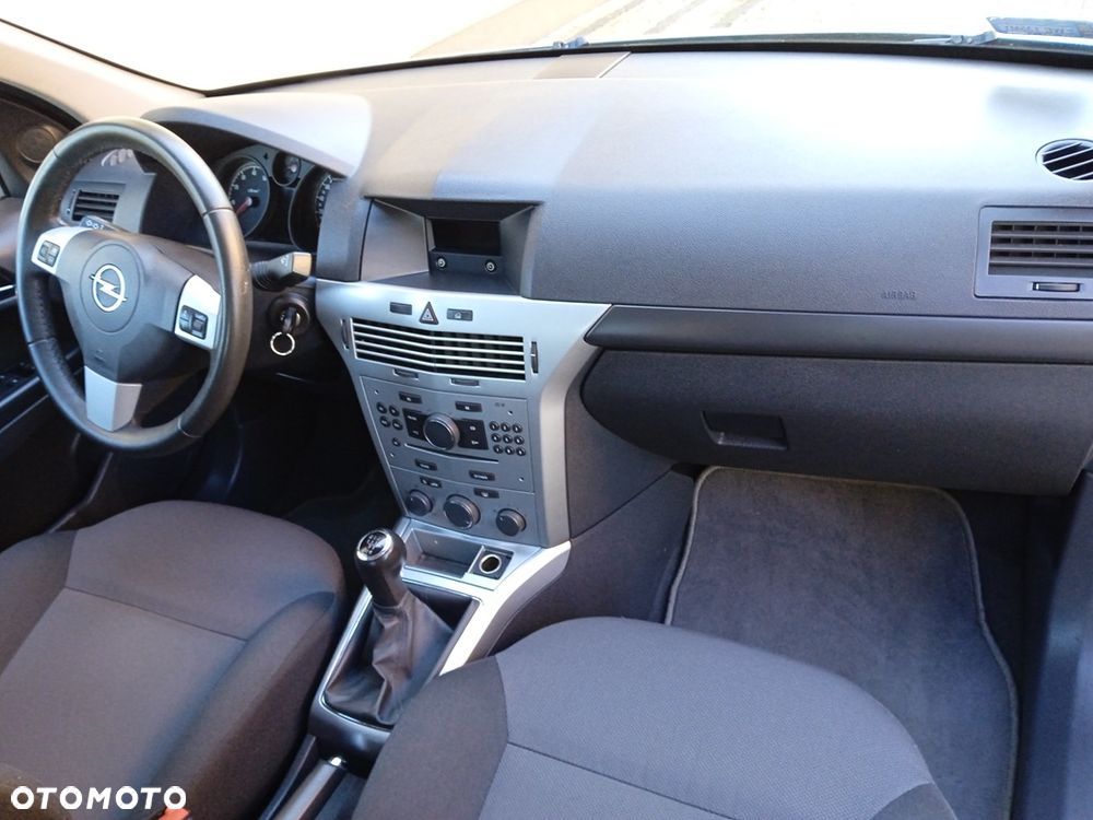 Opel Astra 1.6 - 16